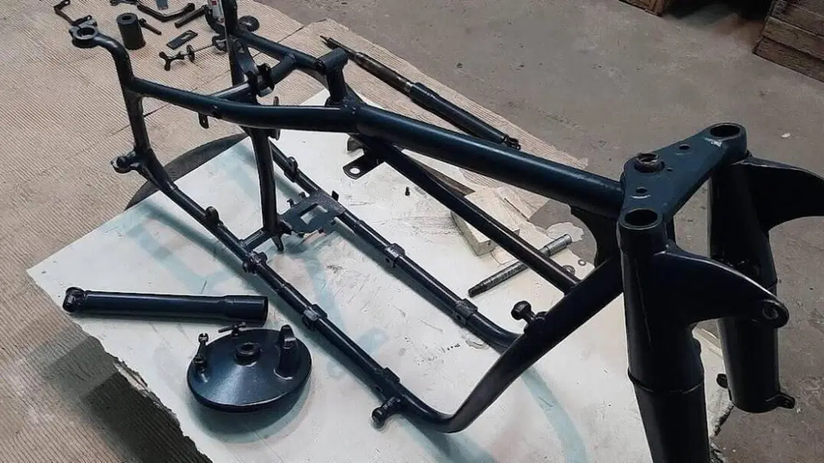 Ural   (15)