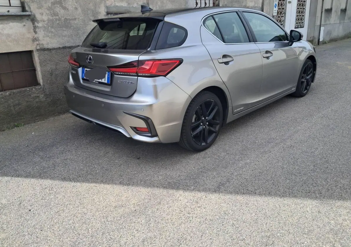 Lexus CT Hybrid F Sport (4)