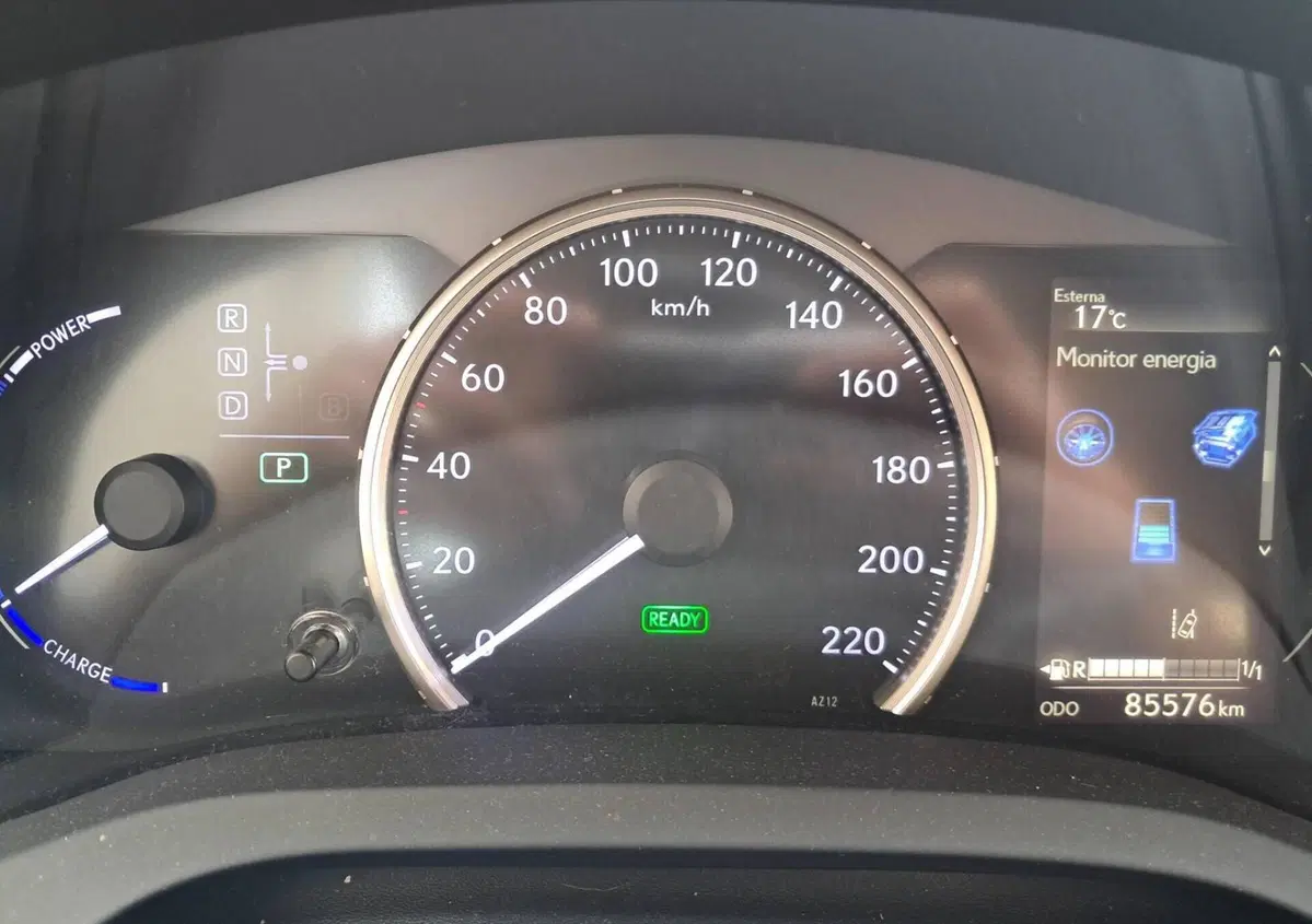 Lexus CT Hybrid F Sport (6)