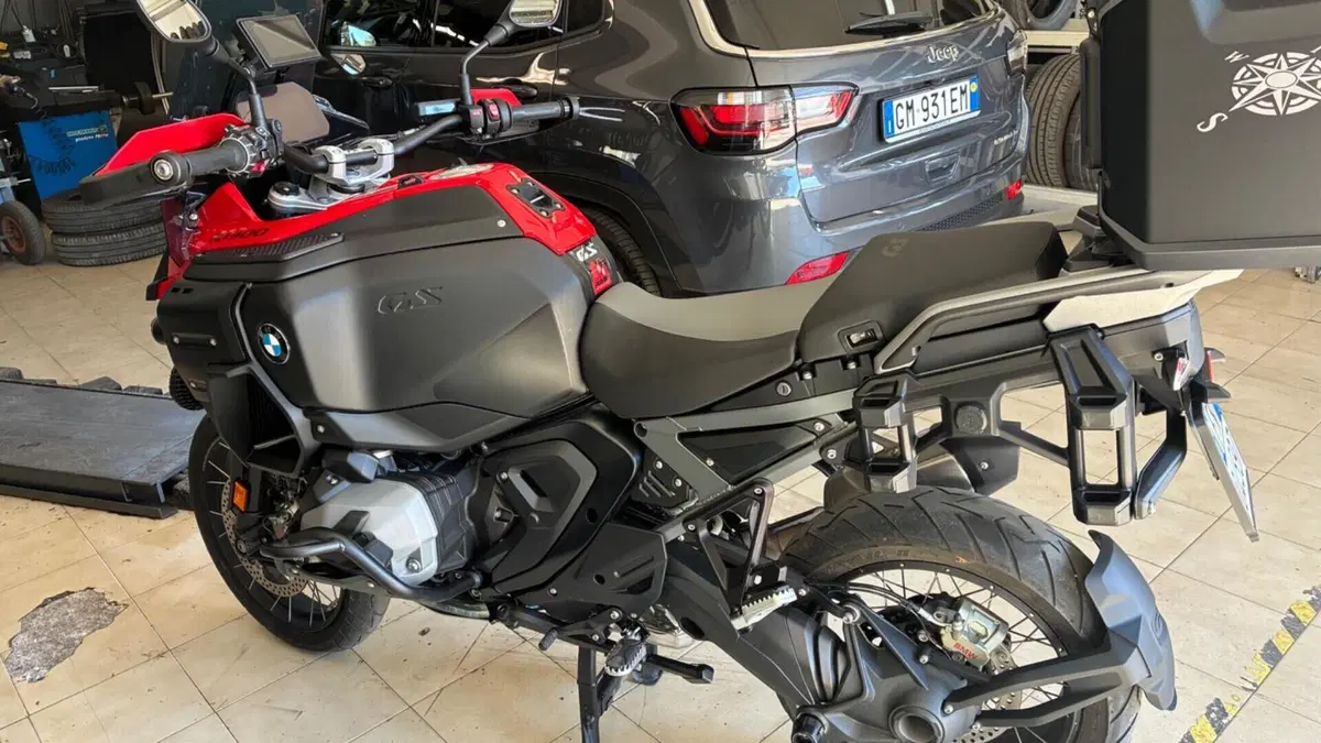 Bmw R 1300 GS Adventure (2025 - 26)  (2)