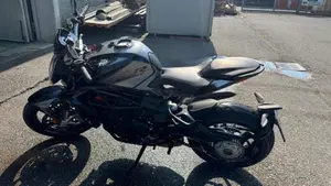 MV Agusta Brutale 800 RR (2021 - 25)  (5)