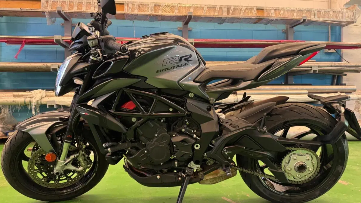 MV Agusta Brutale 800 RR (2021 - 25)  (11)