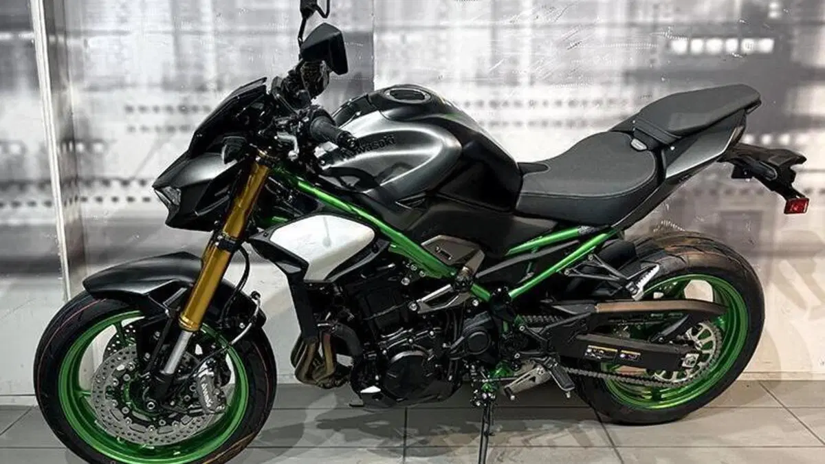 Kawasaki Z 900 SE (2025 - 26)  (7)