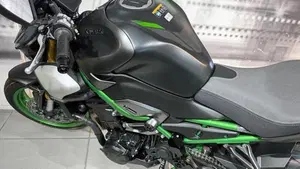 Kawasaki Z 900 SE (2025 - 26)  (9)