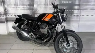 Moto Guzzi V7 II Racer (2015 - 17) usata