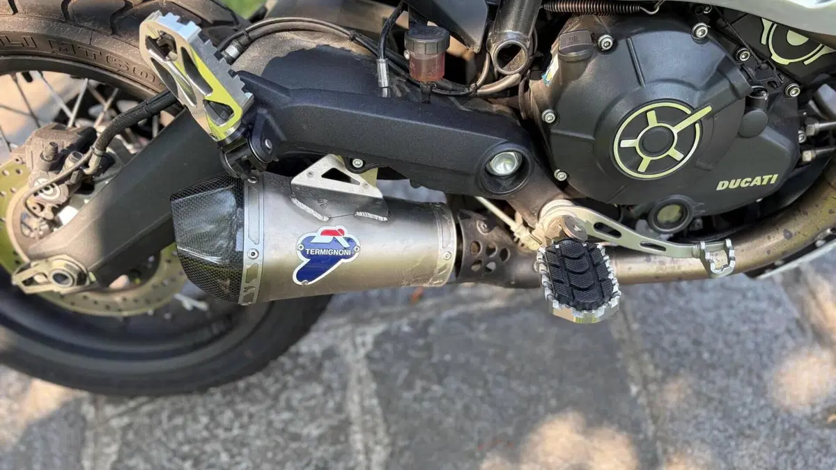 Ducati Scrambler 800 Classic (2017 - 18)  (6)