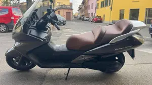 Honda Silver Wing 400 (2006 - 09) 