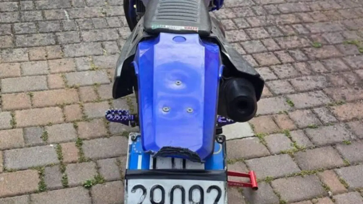 Yamaha YZ 125 (2022)  (2)