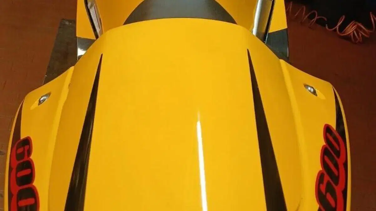 Suzuki GSX R 600 (2001 - 03)  (4)