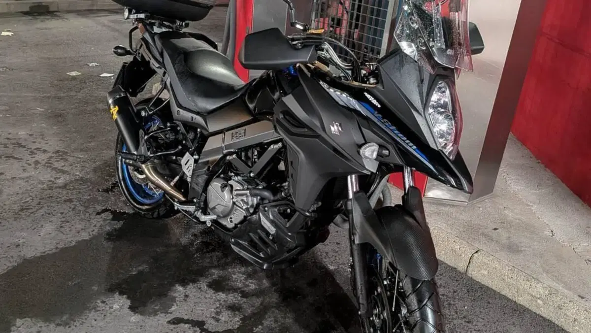 Suzuki V-Strom 650XT (2021 - 25)  (3)