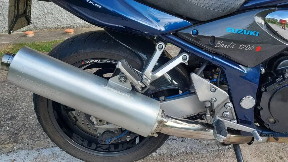 Suzuki GSF 1200 Bandit (2001 - 06)  (8)