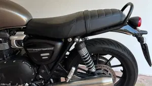 Triumph Speed Twin 900 (2023 - 24)  (3)