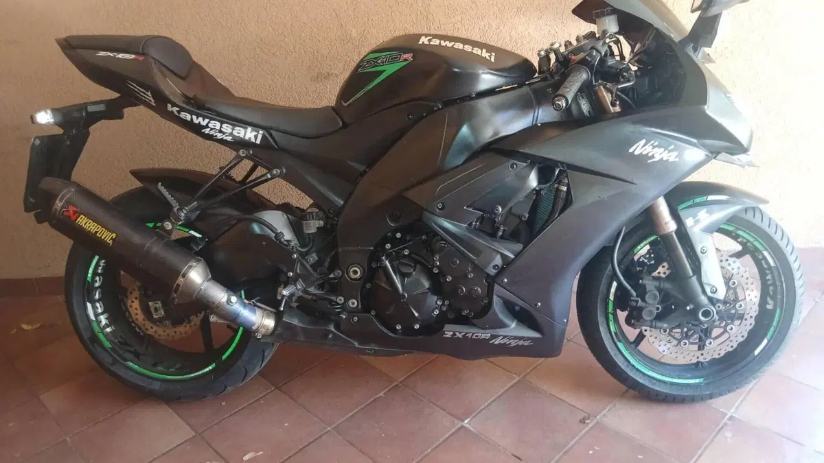 Kawasaki Ninja 1000 ZX-10R (2010 - 11)  (5)