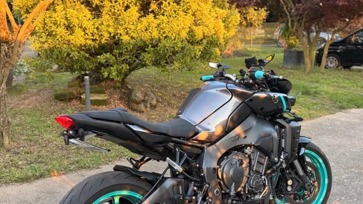 Yamaha MT-10 (2022 - 26) 
