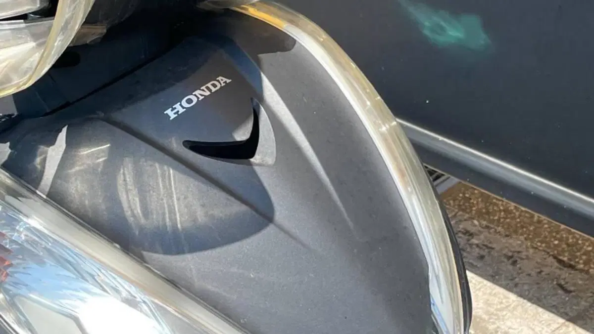 Honda SH 300 i ABS (2016 - 20)  (2)