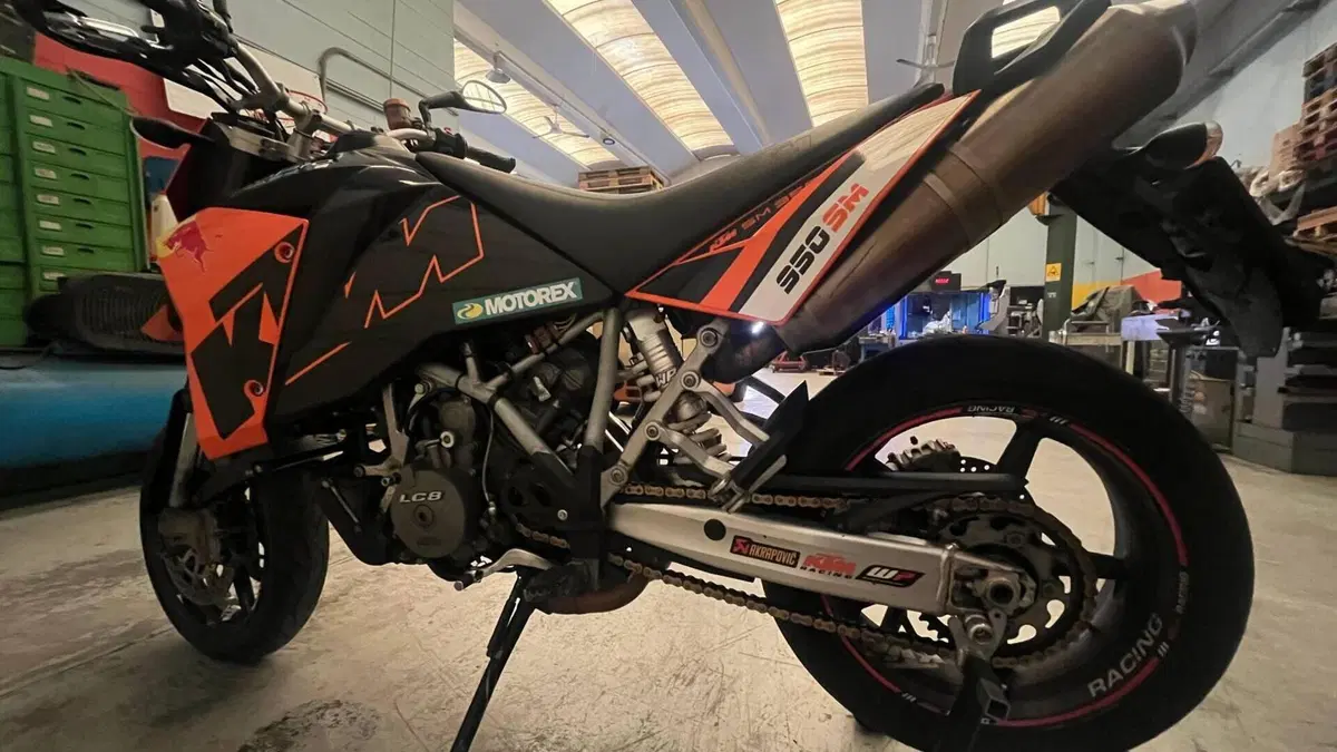 KTM 950 Supermoto (2006 - 08)  (3)