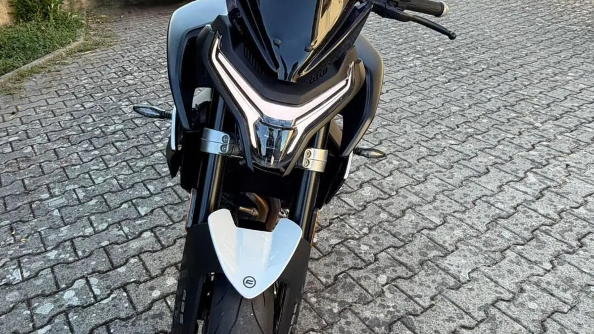 CFMOTO 800NK Advanced (2023 - 26)  (3)