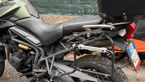 Triumph Tiger 800 XC ABS (2010 - 14)  (2)