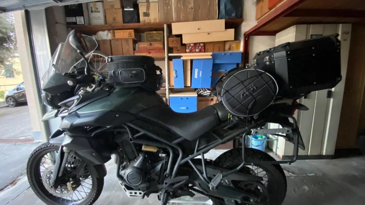 Triumph Tiger 800 XC ABS (2010 - 14)  (6)