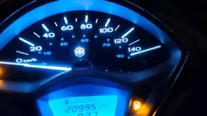 Piaggio Liberty 125 i-get ABS (2016)  (2)