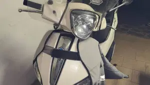 Piaggio Liberty 125 i-get ABS (2016)  (6)