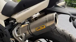 Triumph Speed Triple 1050 (2005 - 11)  (5)