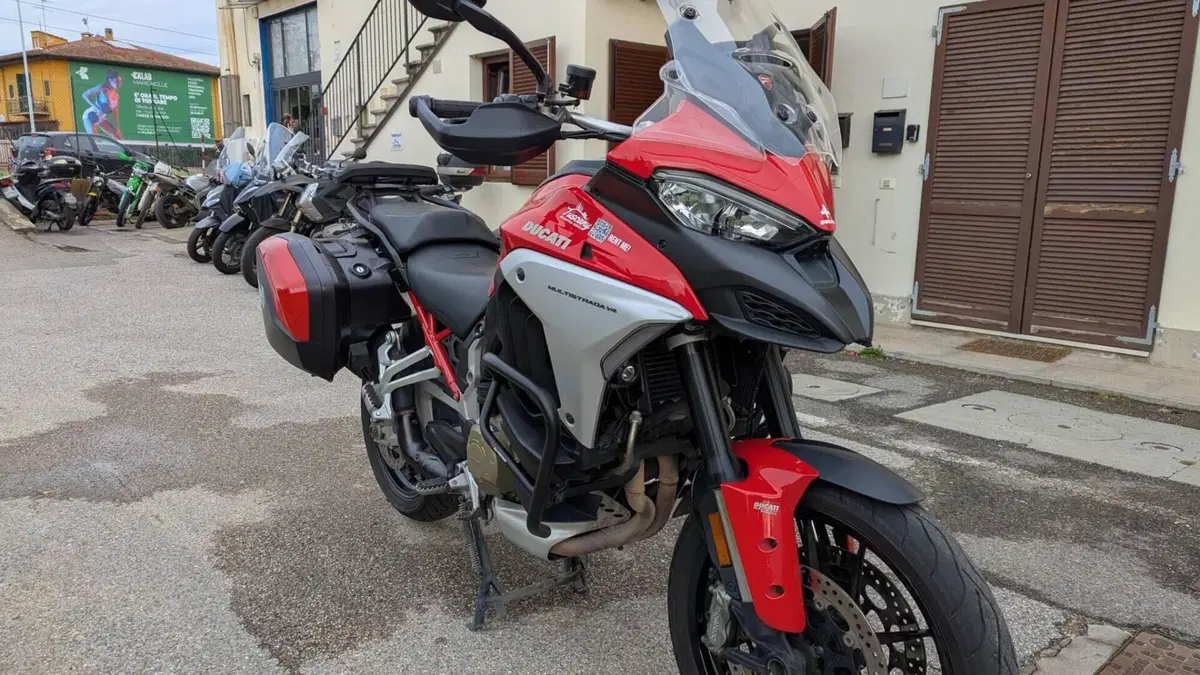 Ducati Multistrada V4 (2021 - 24)  (4)