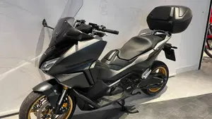 Honda Forza 750 DCT Special Edition (2024)  (4)