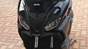 Aprilia SR GT 200 (2025 - 26)  (2)