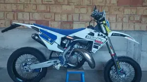 Husqvarna TC 125 (2022)  (2)