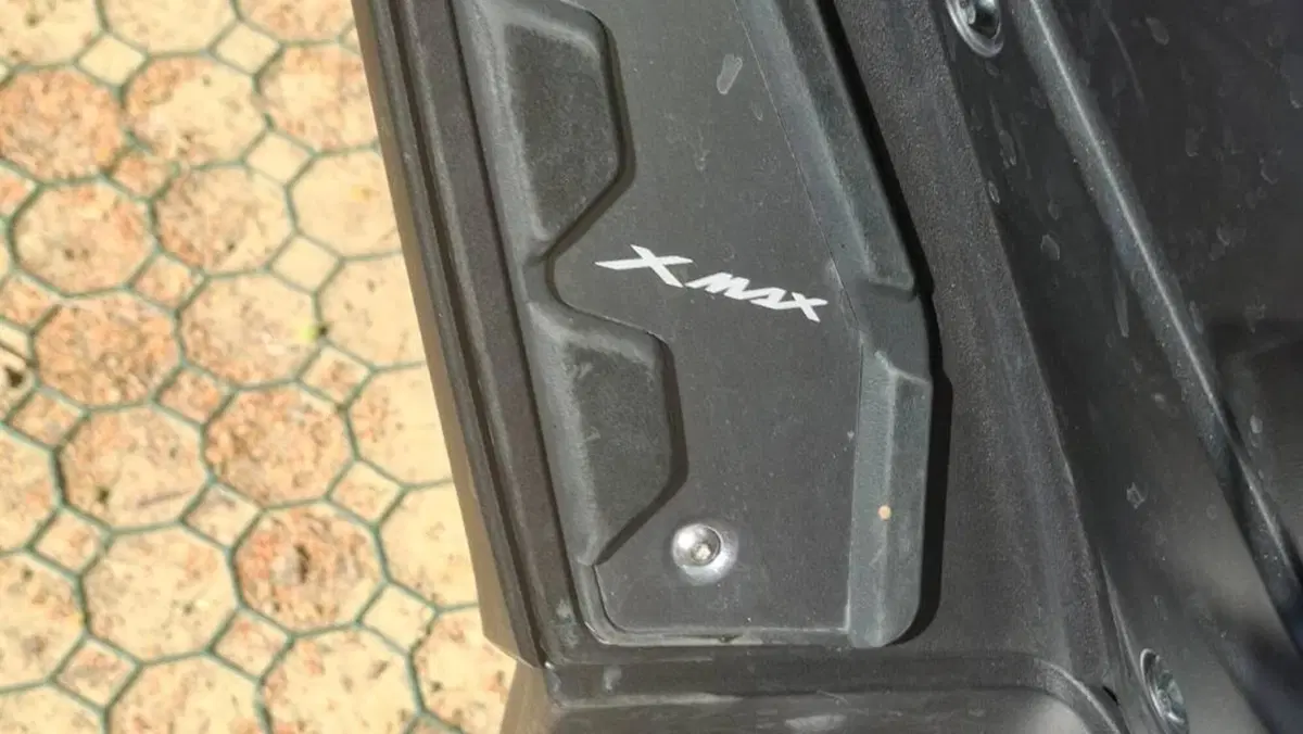 Yamaha X-Max 300 (2025 - 26)  (8)