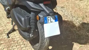 Yamaha X-Max 300 (2025 - 26)  (5)