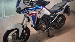 Honda Africa Twin CRF 1100L Urban (2020 - 21)  (4)
