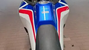 Honda Africa Twin CRF 1100L Urban (2020 - 21)  (13)