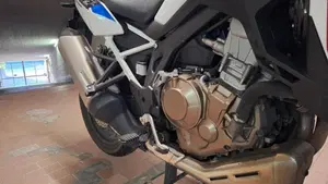 Honda Africa Twin CRF 1100L Urban (2020 - 21)  (14)