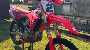 Honda CRF 250R (2025) 