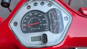 Vespa GTS 300 (2010 - 14)  (3)