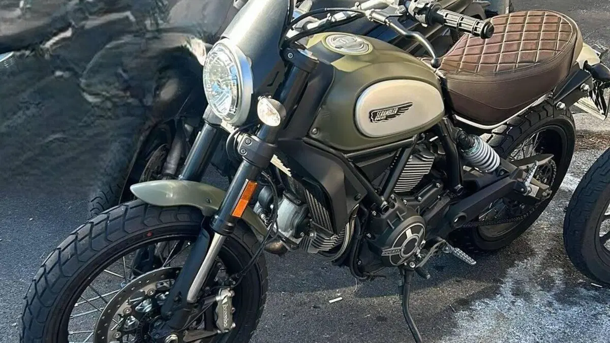 Ducati Scrambler 800 Street Classic (2017 - 18)  (3)