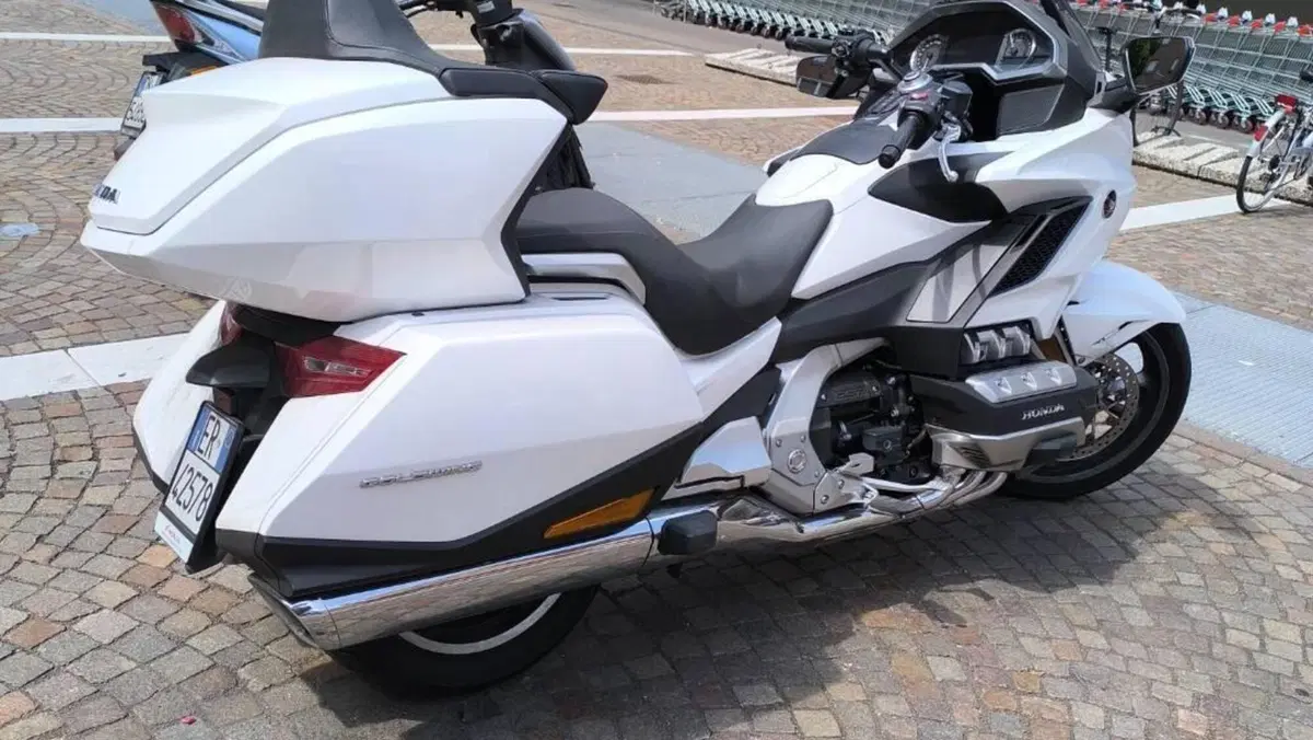 Honda GL 1800 Gold Wing Tour DTC (2018 - 20) 