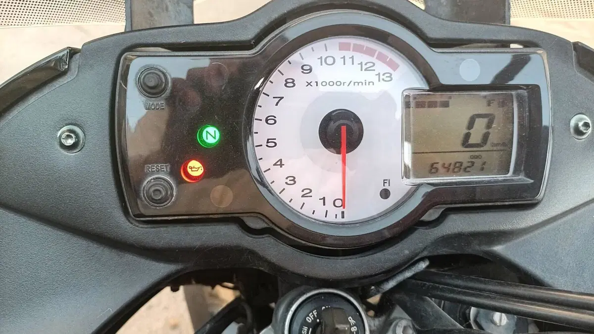 Kawasaki Versys 650 (2006 - 09)  (10)