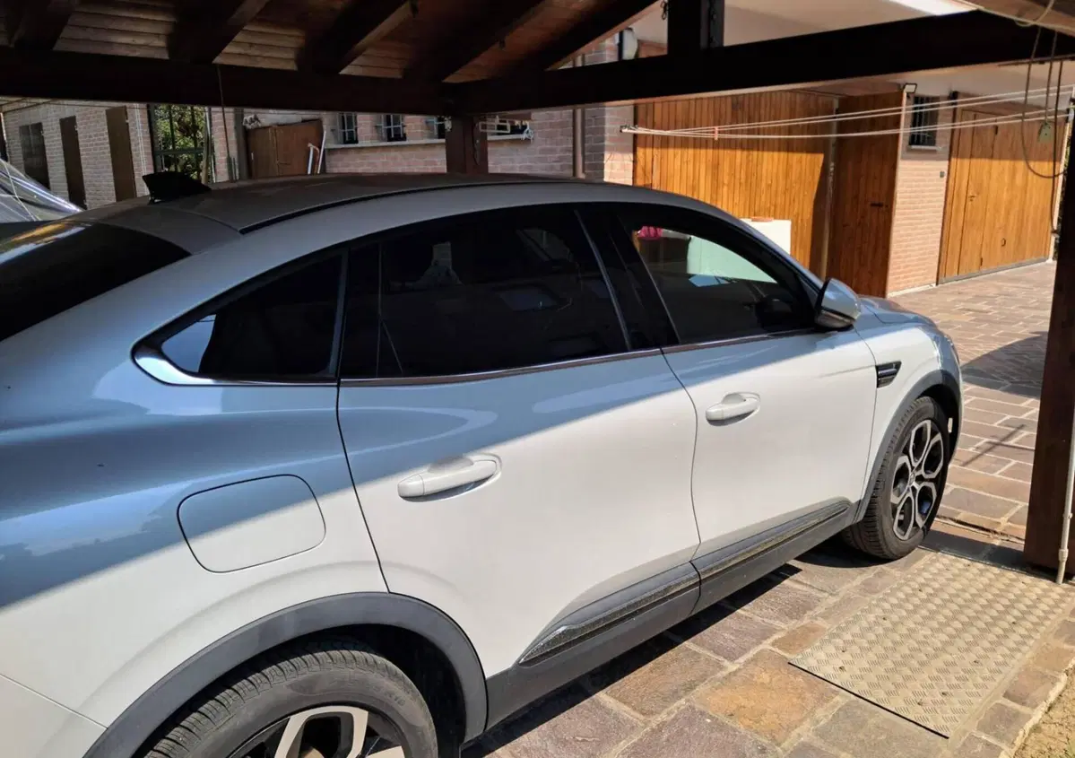 Renault Arkana E-Tech 145 CV Intens (2)