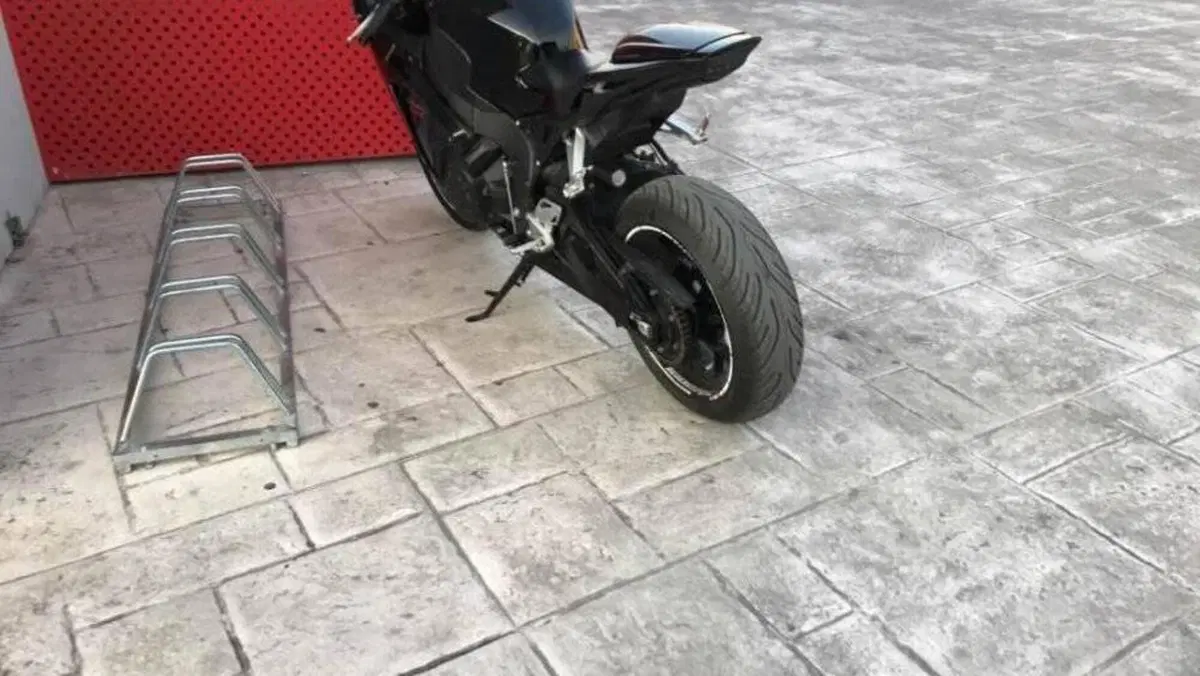 Honda CBR 1000 RR Fireblade (2012 - 16)  (5)