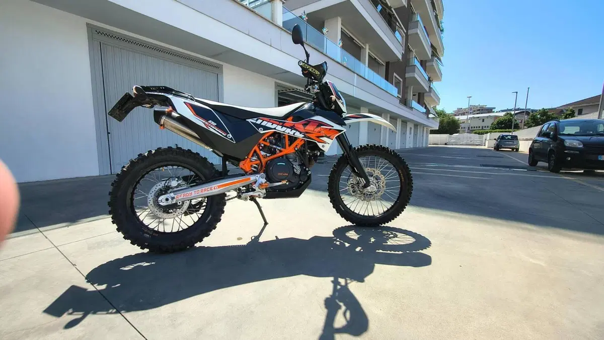 KTM 690 Enduro R (2012 - 17)  (5)