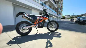 KTM 690 Enduro R (2012 - 17)  (5)