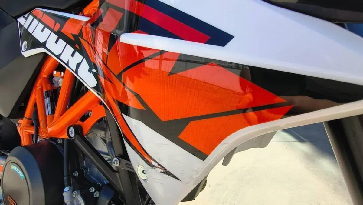 KTM 690 Enduro R (2012 - 17)  (8)