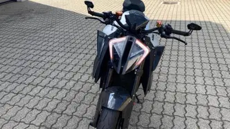 KTM 1290 Super Duke R (2022 - 23) usata
