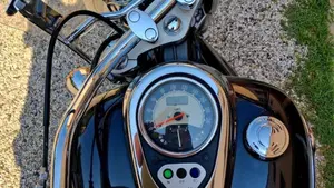 Kawasaki Vulcan VN 900 Classic (2006 - 10)  (6)