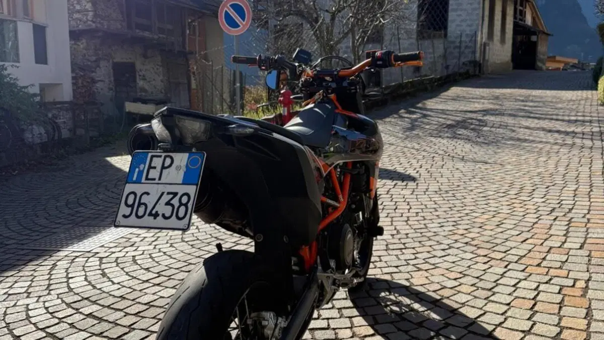 KTM 690 SMC R (2019 - 20)  (3)