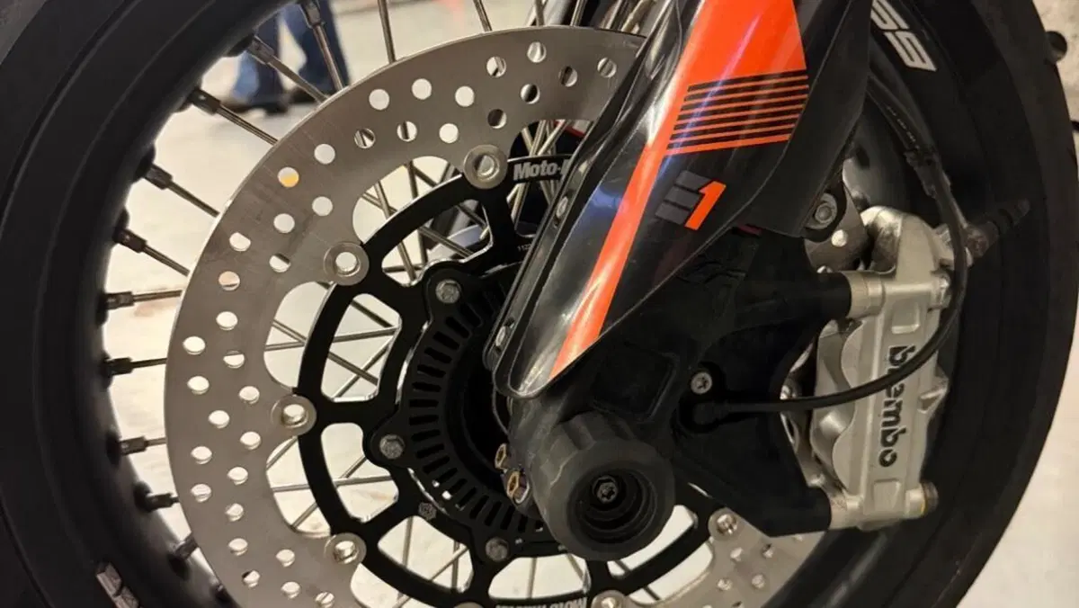 KTM 690 SMC R (2019 - 20)  (7)