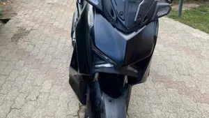 Yamaha X-Max 300 Tech Max (2021 - 24)  (3)